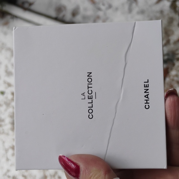 CHANEL  LA Collection 2 Locks and keys NWOT - Picture 2 of 2